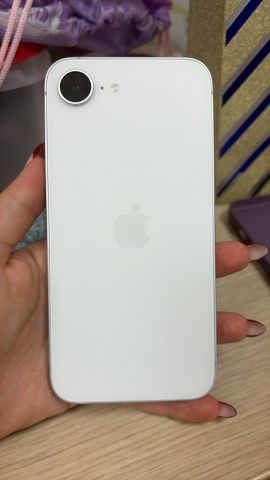 למכירה אייפון 16e 128gb