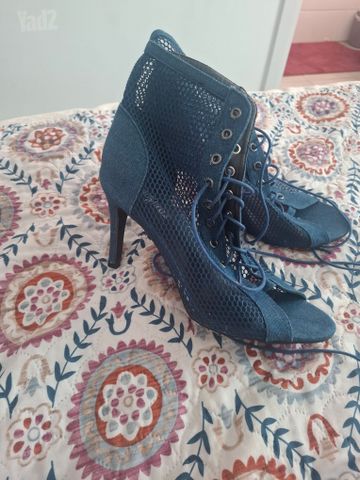 Dancing shoes