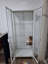 ארון תצוגה