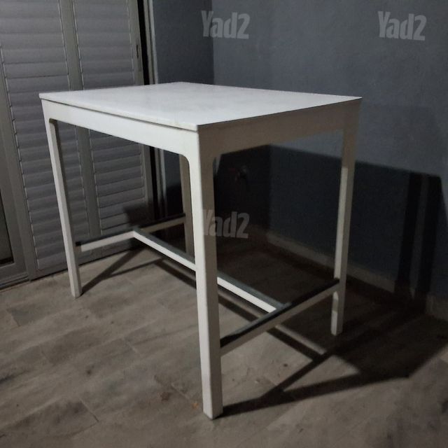 שולחן בר