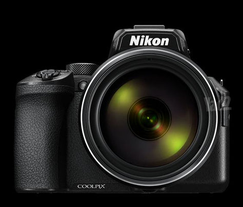 Nikon P950 עם תיק נשיאה