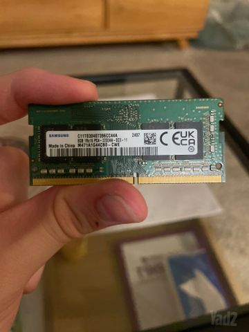 כרטיס ram 8G של Samsung