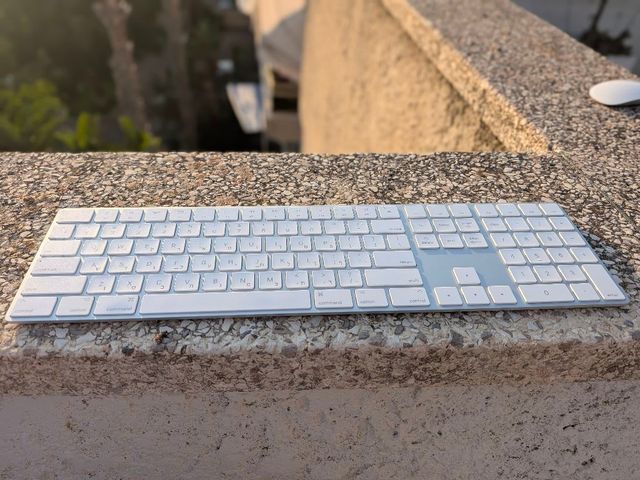 Apple magic keyboard מקלדת אפל