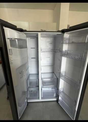 מקרר עם בר מים
