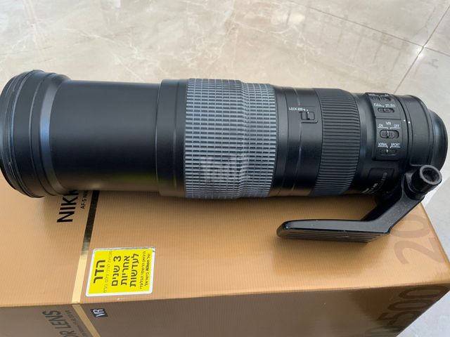 עדשת nikon 200-500 5.6 ED