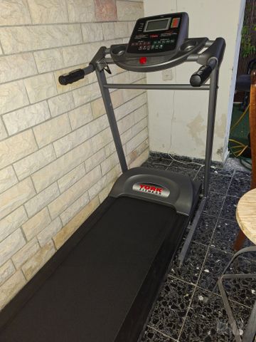 הליכון יורק 830