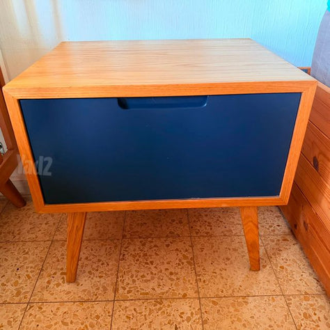 שידה קטנה
