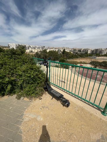 נאמי סטלר 52v