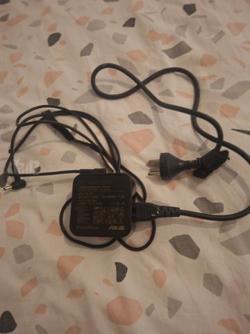 מטען ASUS 90W (19V 4.74A)