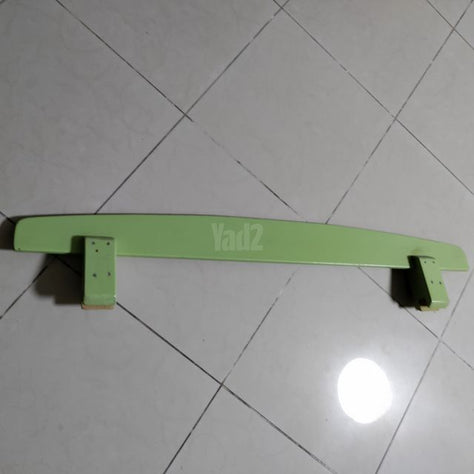 מעקה למיטה