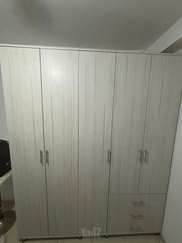 ארון בגדים
