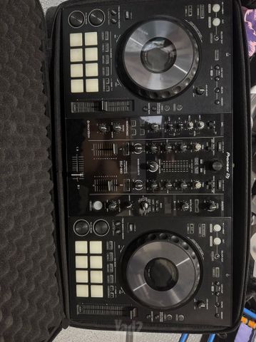 קונטרולר Pioneer DDJ 800