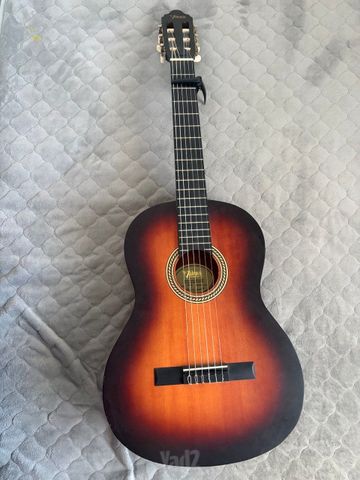 Valencia Guitar VC204csh+capo