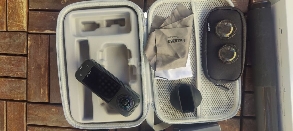 Insta 360 x5