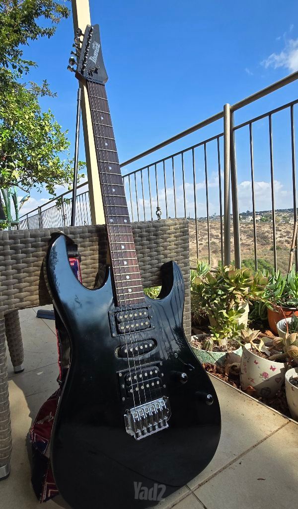 גיטרה חשמלית Ibanez