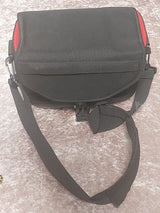 מצלמה קנון דגם EOS4000D
