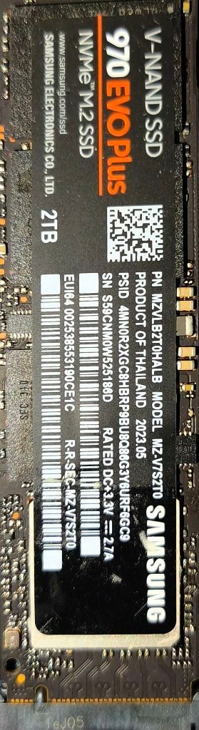 970  Plus 2TB NVMe M.2 SSD