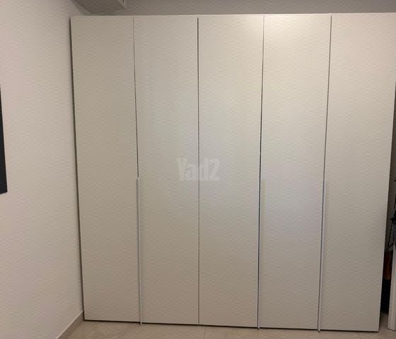 ארון בגדים