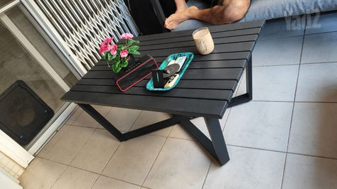שולחן מרפסת