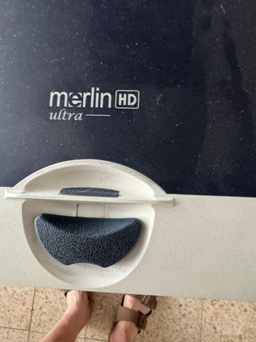 מכשיר הגדלה ללקויי ראיה Merlin
