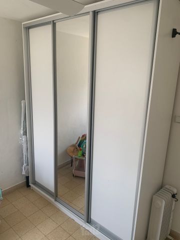 ארון בגדים