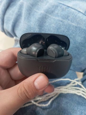 אוזניות GBL