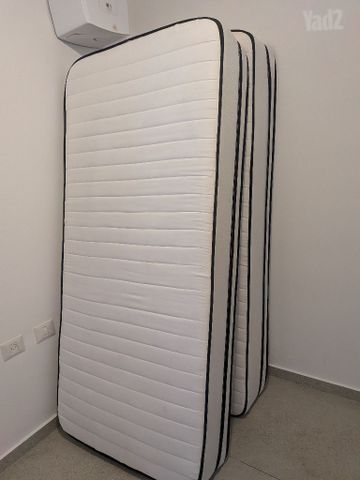 2 מזרונים