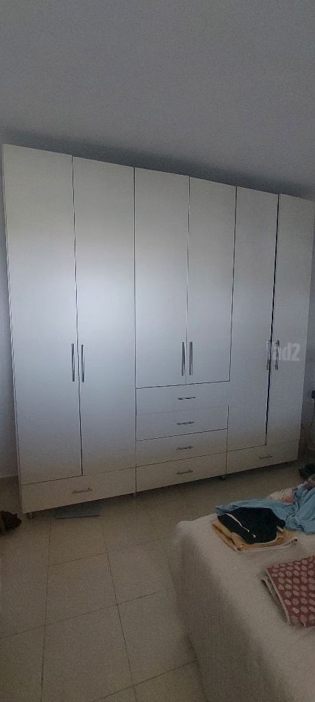 ארון בגדים
