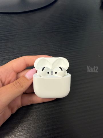 AirPods 4
