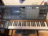 Arturia MatrixBrute