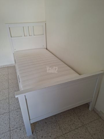 מיטה יחיד