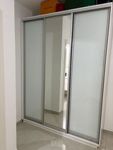 ארון בגדים