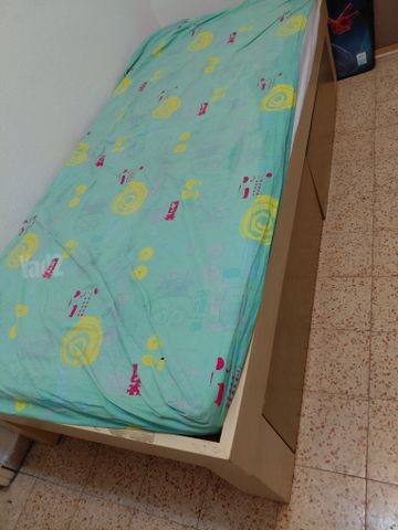 מיטת נוער