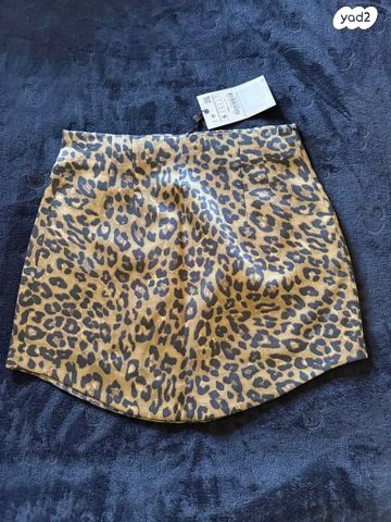 ZARA חצאית לאישה