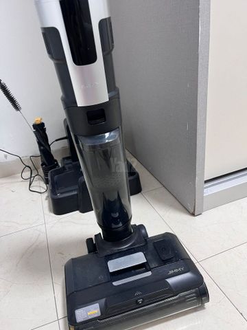 שואב שוטף