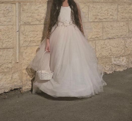 שמלות שושבינה