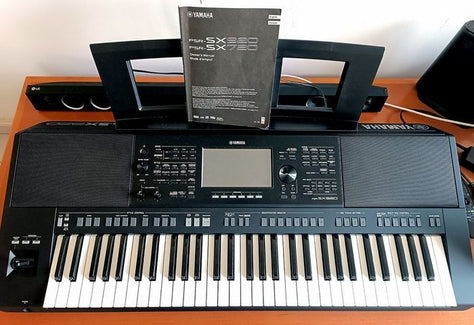 YAMAHA PSR SX920