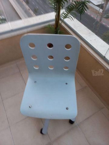 כסא איקאה