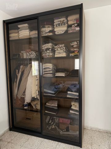 ארון בגדים