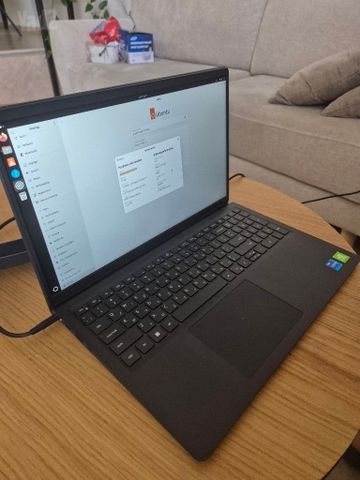 Dell Vostro 15 3510 intel i7