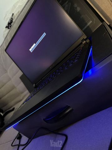 ASUS ROG Strix SCAR 16 (2025)