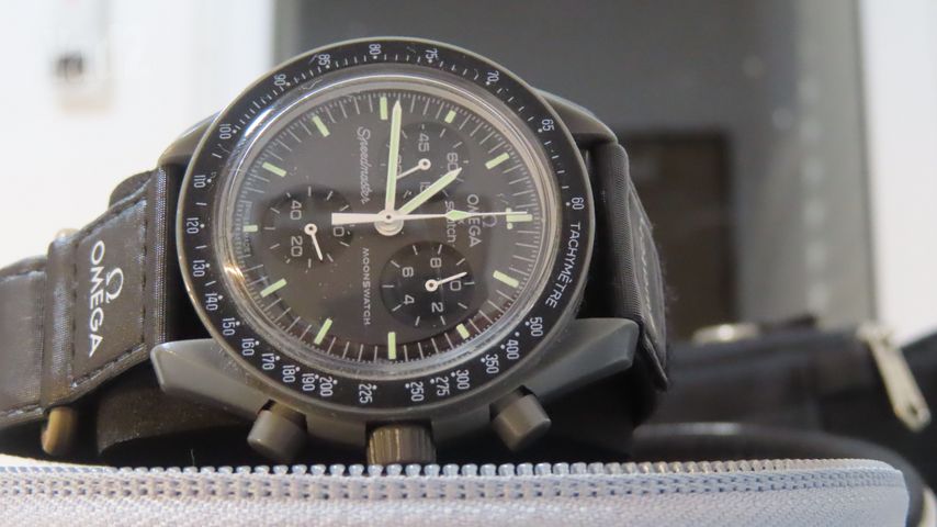 שעון Omega Swatch