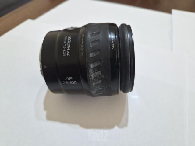 עדשת Minolta AF Zoom xi 28-105