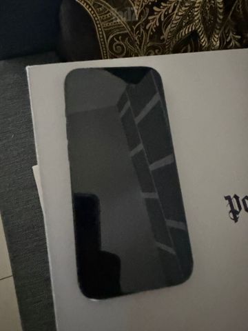iPhone 15 pro 256 gb