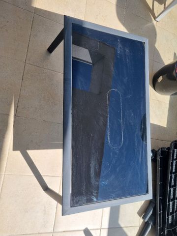 שולחן חוץ