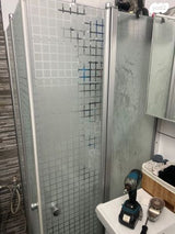 מקלחון פינתי מחולק 80&80