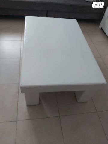 שולחן לסלון