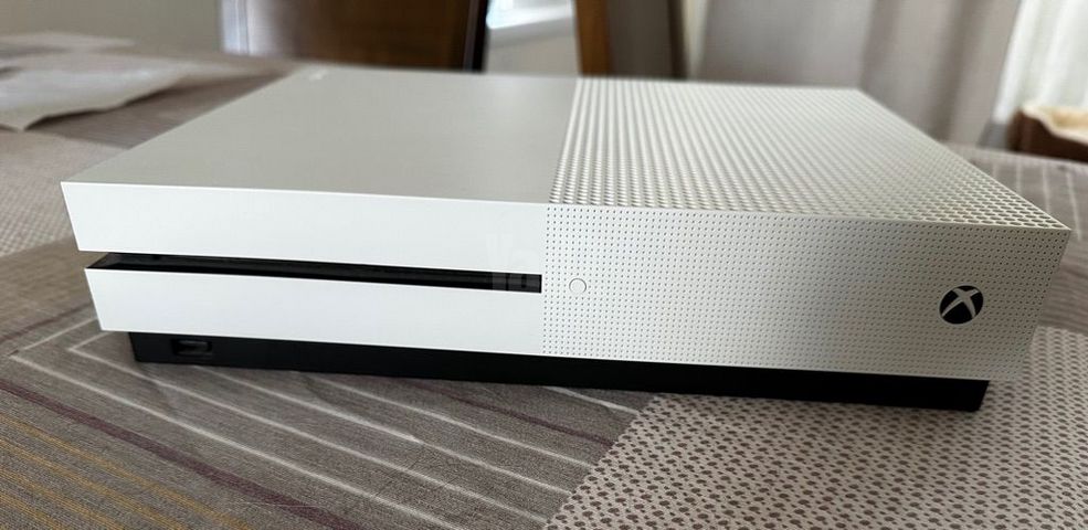 Xbox one S 1TB