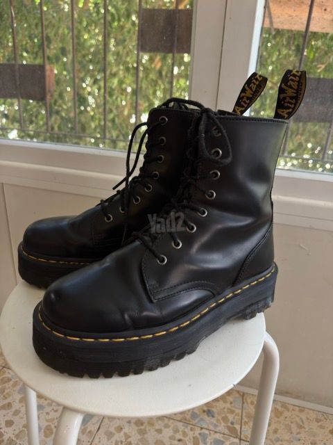 Dr Martens EU 40 platform