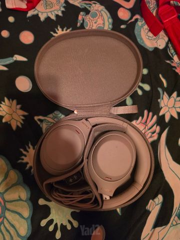 Sony XM4 Silver
